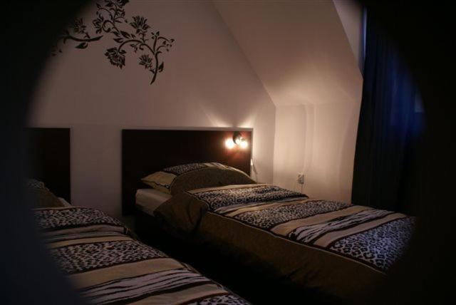 Hotelik Pod Baranami Siechnice Eksteriør billede